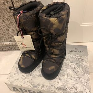 Moncler Leopard Snowboots